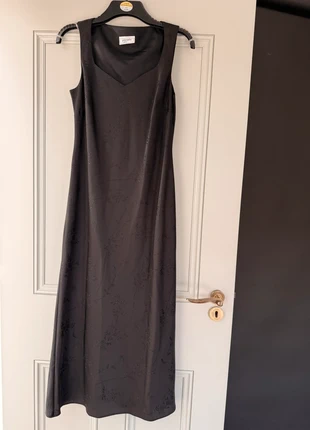 Elegant Black Sleeveless Midi Dress with Subtle Floral Pattern, brand: Principles, condition: Very good, size: L / UK 16-18, £10.00, £11.20 includes Buyer Protection