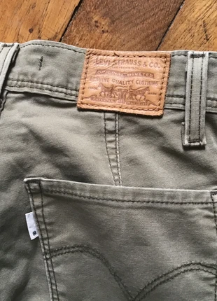 Pantalon Levi’s 724, marque: Levi's, état: Très bon état, taille: XXXS / 30 / 2, 6,00 €, 7,00 € Protection acheteurs incluse