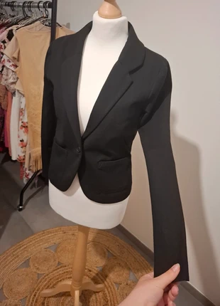 Blazer noir chic - H&M - T.XS (34), marke: H&M, zustand: Sehr gut, größe: XS / 34 / 6, 6,50 €, 7,53 € beinhaltet Vinted-Käuferschutz Pro