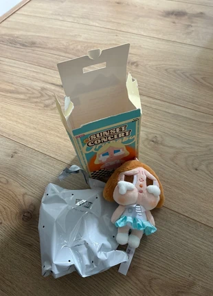 Popmart Crying Baby Sunset Concert, marque: POPMART, état: Neuf avec étiquette, 8,00 €, 9,10 € Protection acheteurs incluse