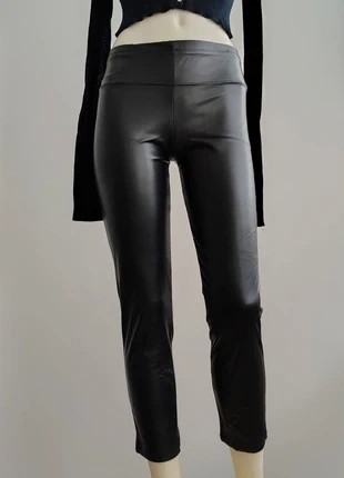 Pantaloni similpelle vita bassa, état: Très bon état, taille: S / 36 / 8, 8,00 €, 9,10 € Protection acheteurs incluse