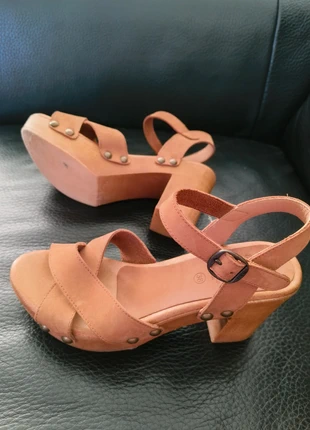 Sandales à talons cuir nubuck camelbeige T38, brand: Hee, condition: Very good, size: 37, €18.00, €19.60 includes Buyer Protection