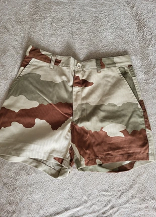 Short armée Sable / Neuf, marque: Armée de Terre, état: Neuf avec étiquette, taille: M, 4,00 €, 4,90 € Protection acheteurs incluse