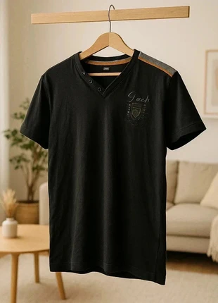 T-shirt col V homme taille xl, marque: Blvck, état: Très bon état, taille: XL, 5,00 €, 5,95 € Protection acheteurs incluse