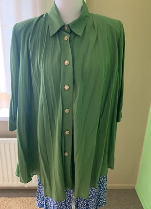 Vintage blouse green - shoulder fillers, staat: Goed, maat: XL / 42 / 14, € 12,50, € 13,83 inclusief Kopersbescherming