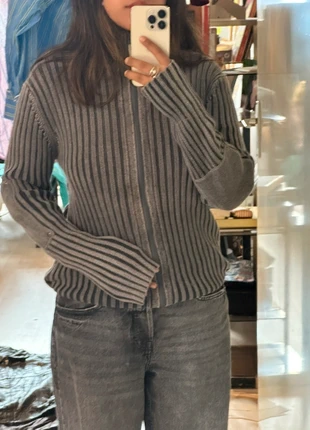 Vintage Chevignon zipper sweater, marque: Chevignon, état: Très bon état, taille: M / 38 / 10, 49,80 €, 52,99 € Protection acheteurs incluse