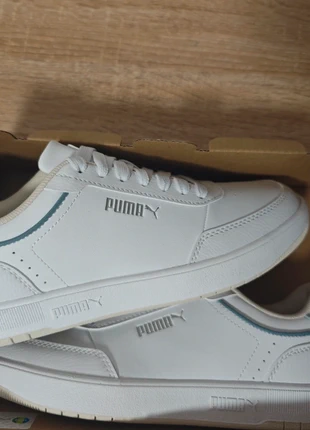 Sneakers Puma taglia 37 nuove mai indossate, merk: Puma, staat: Nieuw met prijskaartje, maat: 37, € 35,00, € 37,45 inclusief Kopersbescherming Pro