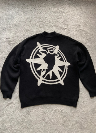 Knit / pull d’hiver Divinbydivin Noir Très bon état gros logo taille M, marque: Divinbydivin, état: Très bon état, taille: M, 74,90 €, 79,35 € Protection acheteurs incluse