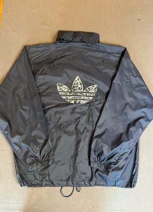 Veste coupe vent Adidas vintage bleue marine XL, marca: adidas, estado: Muito bom, tamanho: XL, €25.00, €26.95 inclui Proteção do Comprador