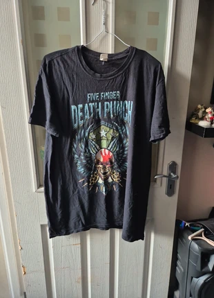 Five Finger Death Punch 2017 tour tshirt, brand: Gildan, condition: Satisfactory, size: XL, £10.00, £11.20 includes Buyer Protection