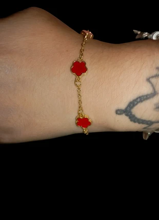 Bracelet fleur rouge doré, état: Neuf sans étiquette, 8,00 €, 9,10 € Protection acheteurs incluse