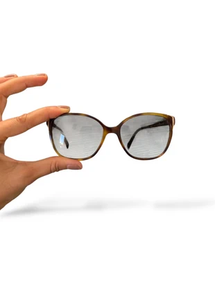 Lunettes de soleil Prada SPR01O-A Marron, marke: Prada, zustand: Sehr gut, 100,00 €, 105,70 € inklusive Vinted-Käuferschutz