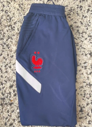 Bas de survêtement Équipe de France officiel, marca: Nike Air, estado: Muito bom, tamanho: L, €10.00, €11.20 inclui Proteção do Comprador