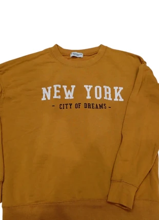 Pull jaune moutarde Pull & Bear – Taille M, tendance et confortable, marque: Pull & Bear, état: Très bon état, taille: M / 38 / 10, 8,00 €, 9,10 € Protection acheteurs incluse