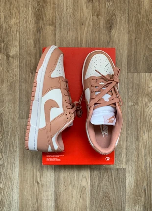 Nike Dunk Low Light Madder Root – Taille 39 femme, marke: Nike, zustand: Neu, mit Etikett, größe: 39, 70,00 €, 74,20 € inklusive Vinted-Käuferschutz