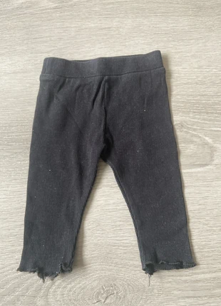 Legging bebe fille, marque: Kiabi, état: Très bon état, taille: 6-9 mois / 68 cm, 2,00 €, 2,80 € Protection acheteurs incluse