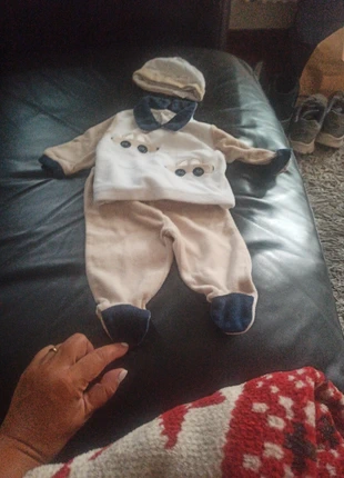 Tuta neonato 1-3mesi in ciniglia Nazareno Gabrielli, marca: Nazareno Gabrielli, estado: Novo sem etiquetas, tamanho: 1-3 meses / 56 cm, €5.00, €5.95 inclui Proteção do Comprador