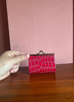 Monedero rosa efecto cocodrilo con cierre vintage metálico, marque: Local, état: Très bon état, 1,00 €, 1,75 € Protection acheteurs incluse