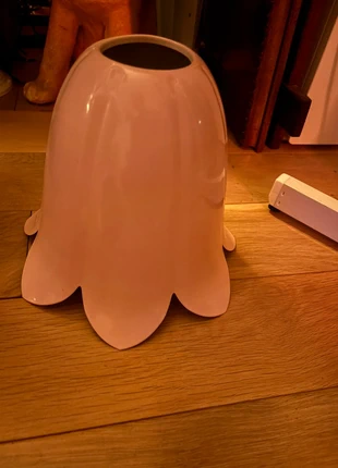 Lampenkap met roze bloemblaadje Ikea Sallskap hang-/tafellamp - Sällskap, marque: IKEA, état: Neuf sans étiquette, 12,50 €, 13,83 € Protection acheteurs incluse