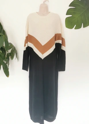 Robe pull longue tricolore Shein Taille 2XL - 48, marke: Shein, zustand: Sehr gut, größe: 4XL / 48 / 20, 16,00 €, 17,50 € beinhaltet Vinted-Käuferschutz Pro