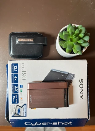 Caméra Digital Sony Cybershot DSC-T90 cuivre, marke: Sony, zustand: Neu, mit Etikett, 140,00 €, 147,70 € inklusive Vinted-Käuferschutz