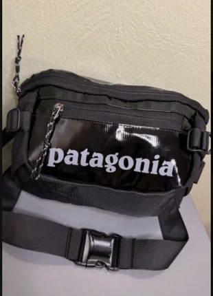 Banane Patagonia noire 5L - toute neuve, marque: Patagonia, état: Très bon état, 31,00 €, 33,25 € Protection acheteurs incluse