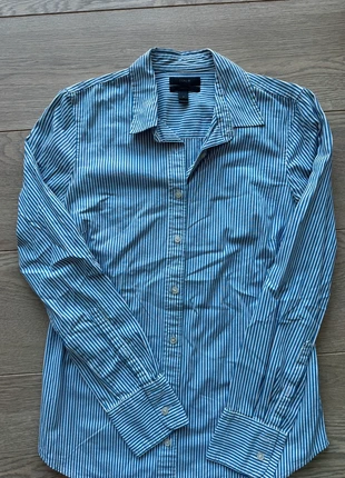 J.Crew – Blue & White Striped Button-Up Shirt, brand: J.Crew, condizioni: Ottime, taglia: S, €7.50, €8.58 include la Protezione acquisti