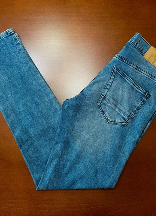 Pantalón Vaquero Burton London Stretch Slim, merk: Burton Menswear London, staat: Heel goed, maat: W30 | FR 40, € 5,00, € 5,95 inclusief Kopersbescherming