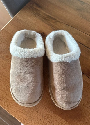 Ciabatte donna beige misura 36/37 teddy, état: Bon état, taille: 36, 4,00 €, 4,90 € Protection acheteurs incluse