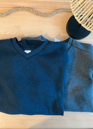 Lot 2 pulls col V décathlon, marke: Decathlon, zustand: Sehr gut, größe: M, 5,00 €, 5,95 € inklusive Vinted-Käuferschutz