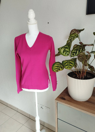 Pull Fuchsia Col V, marque: Primark, état: Très bon état, taille: S / 36 / 8, 2,50 €, 3,33 € Protection acheteurs incluse
