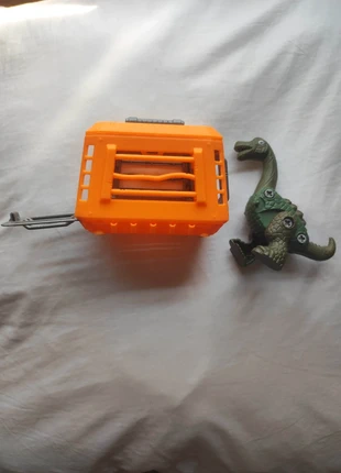 Figurine dinosaure avec cage et pièces à assembler – Excellent état, marque: dinosaure, état: Très bon état, taille: 5 ans / 110 cm, 3,00 €, 3,85 € Protection acheteurs incluse