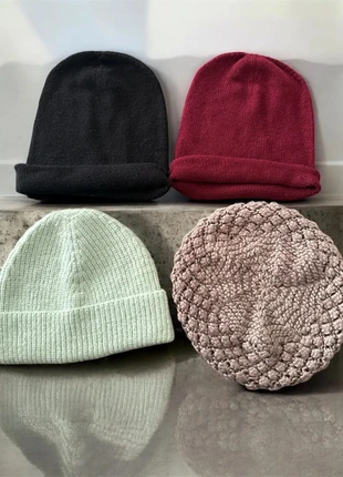 Dames only en h&m muts mintgroen zwart 4 x mutsen, merk: H&M, staat: Heel goed, maat: Universele maat, € 7,00, € 8,05 inclusief Kopersbescherming