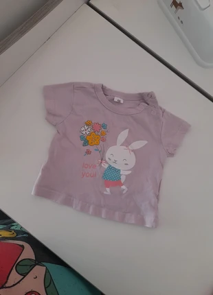 Baby shirt, merk: Zeeman, staat: Goed, maat: 1-3 maanden / 56 cm, € 1,00, € 1,75 inclusief Kopersbescherming