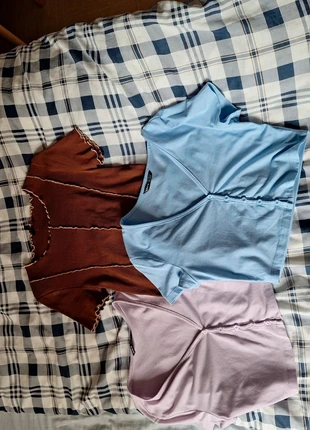 Lot de 3 top court, marke: Shein, zustand: Gut, größe: M / 38 / 10, 2,00 €, 2,80 € inklusive Vinted-Käuferschutz