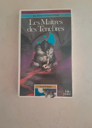 Les maîtres des ténèbres. Un livre dont vous êtes le héros, état: Satisfaisant, 12,00 €, 13,30 € Protection acheteurs incluse
