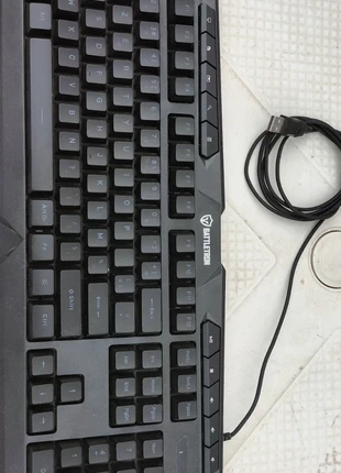 Lot clavier et souris, brand: Battletron, condition: Very good, €5.00, €5.95 includes Buyer Protection