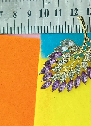 Broche, merk: Montre.fr, staat: Heel goed, € 5,00, € 5,95 inclusief Kopersbescherming Pro