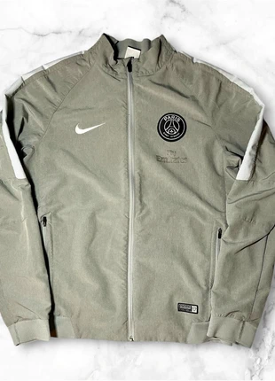 Veste fermeture zip nike Paris Saint-Germain vintage - année 2014 - Taille L, brand: Nike, condizioni: Ottime, taglia: L, €24.90, €26.85 include la Protezione acquisti