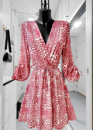 Robe courte avec ceinture rose et crème, brand: Boutique Italiana, condition: Very good, size: M / 38 / 10, €33.00, €35.35 includes Buyer Protection Pro