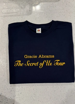 Gracie Abrams t shirt - size M, brand: gracie abrams, condition: New without tags, size: M / 10, £12.00, £13.30 includes Buyer Protection Pro