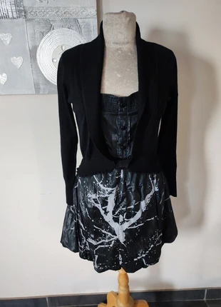 Robe noire, brand: Sagie, condizioni: Nuovo con cartellino, taglia: M / IT 42 / EU 38, €18.00, €19.60 include la Protezione acquisti