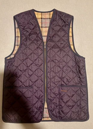 Gilet matelassé Barbour taille 42 – Excellent état, brand: Barbour, condizioni: Nuovo senza cartellino, taglia: L, €150.00, €158.20 include la Protezione acquisti