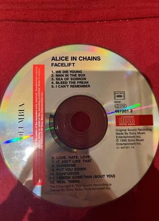 Cd Alice in chains , Facelift, marque: Columbia, état: Neuf avec étiquette, 10,00 €, 11,20 € Protection acheteurs incluse