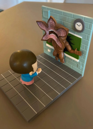 Figurine Stranger Things, marque: Stranger Things, état: Bon état, taille: Taille unique, 4,00 €, 4,90 € Protection acheteurs incluse