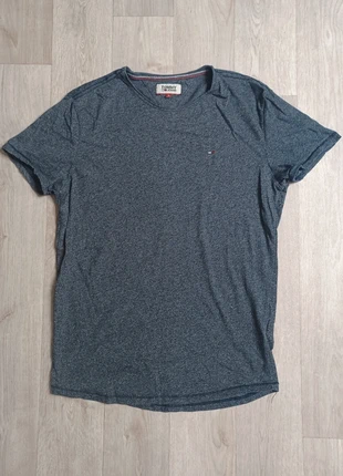 T-shirt Tommy Hilfiger Taille S femme, marke: Tommy Hilfiger, zustand: Sehr gut, größe: S / 36 / 8, 14,90 €, 16,35 € inklusive Vinted-Käuferschutz