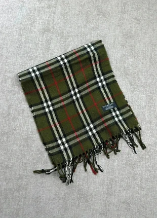 Écharpe Burberry vert, merk: Burberry, staat: Heel goed, € 45,00, € 47,95 inclusief Kopersbescherming Pro