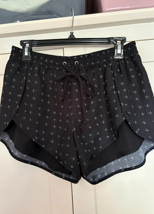 Black cross print shorts size small, brand: The Fifth, condition: Very good, size: S / 8, £6.00, £7.00 includes Buyer Protection