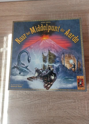 Naar het middelpunt van de aarde, marque: 999 GAMES, état: Très bon état, 4,00 €, 4,90 € Protection acheteurs incluse