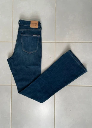 Jean Levi’s Denizen femme taille mi-haute Bootcut taille 36 couleur bleu marine 70% coton, marque: Levi's, état: Très bon état, taille: S / 36 / 8, 19,99 €, 21,69 € Protection acheteurs (Pro) incluse